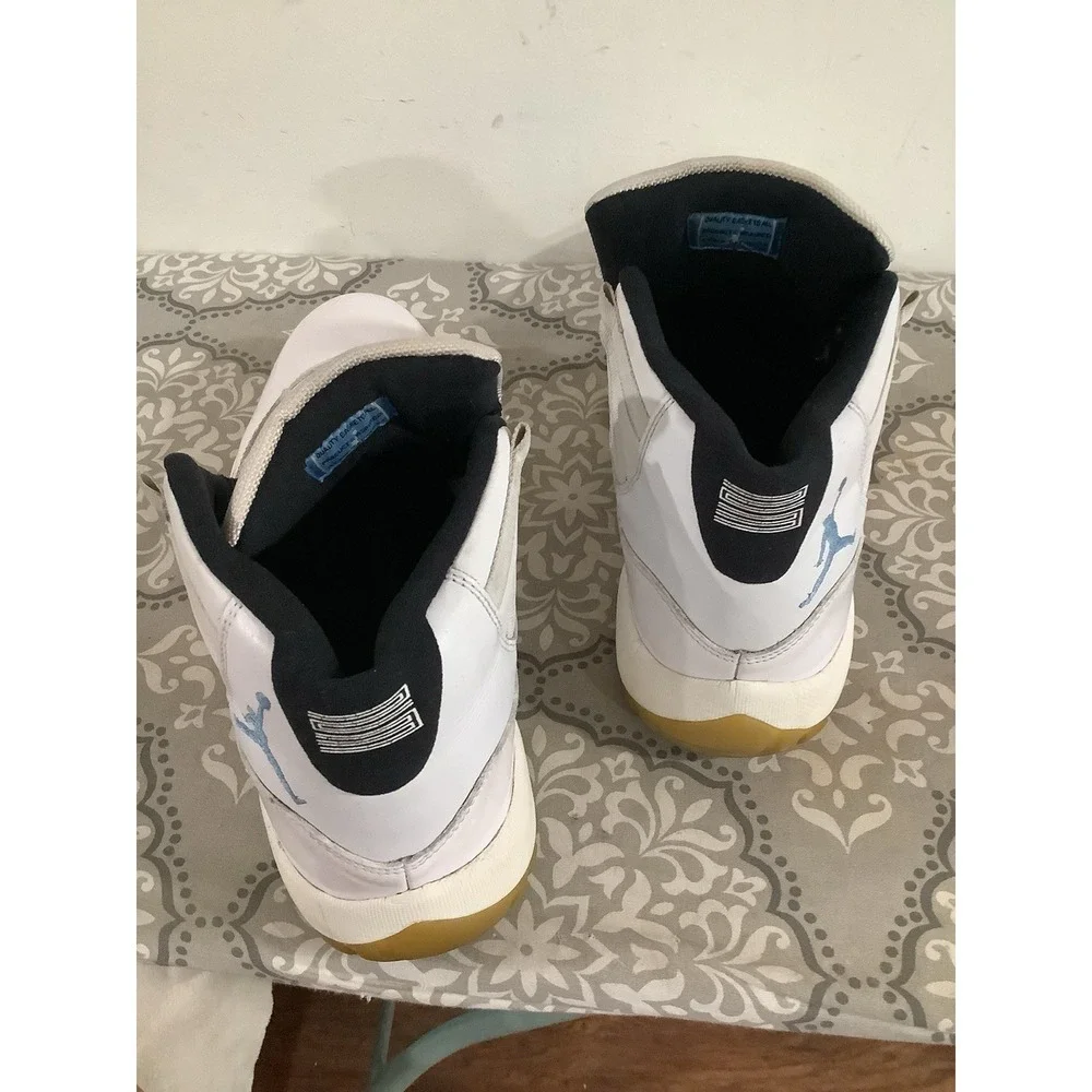 Size 10 - Jordan 11 High Legend Blue 2014 USED